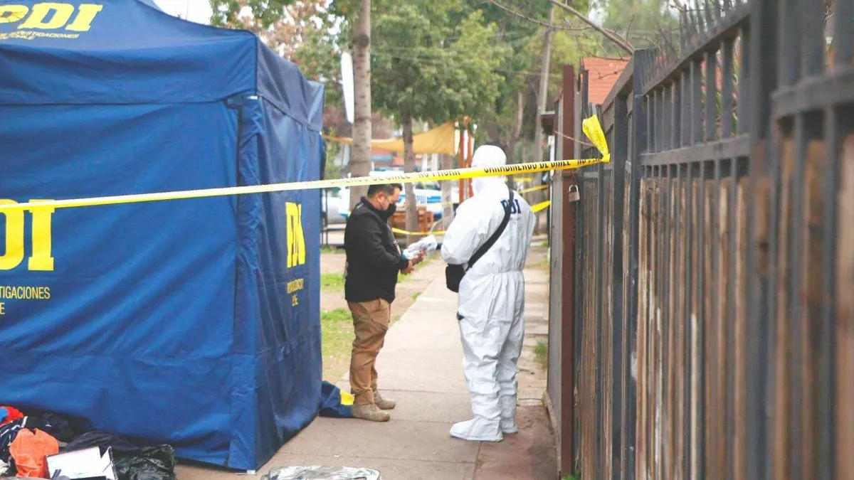 Tragedia en Coronel: niño de 11 años muere al manipular arma de su padre carabinero.