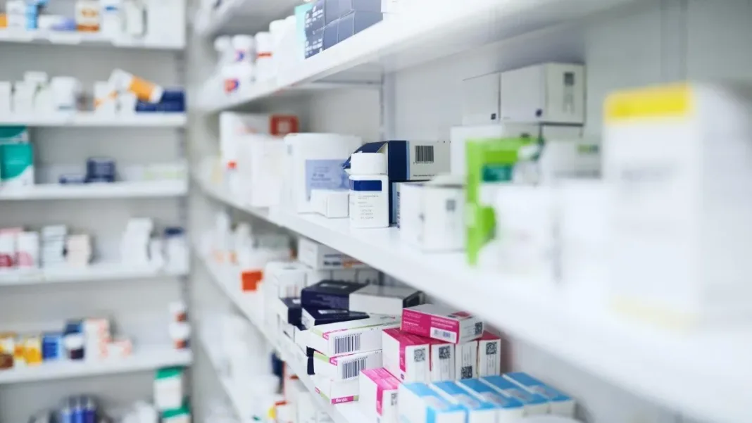 Descubre las mejores rebajas en medicamentos esta semana en Farmacias Dr. Simi.