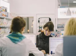 Farmacias Cruz Verde abre nuevas oportunidades laborales. ¡Descubre cómo postular!