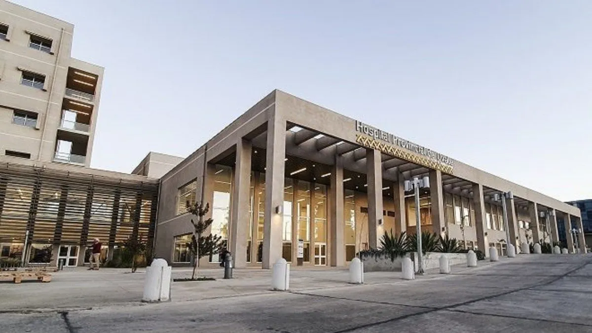 Hombre herido a bala escapa del Hospital de Ovalle en un acto sorprendente.