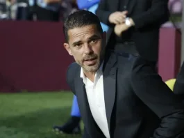 Fernando Gago excluye a un jugador de la lista de concentrados de Boca.