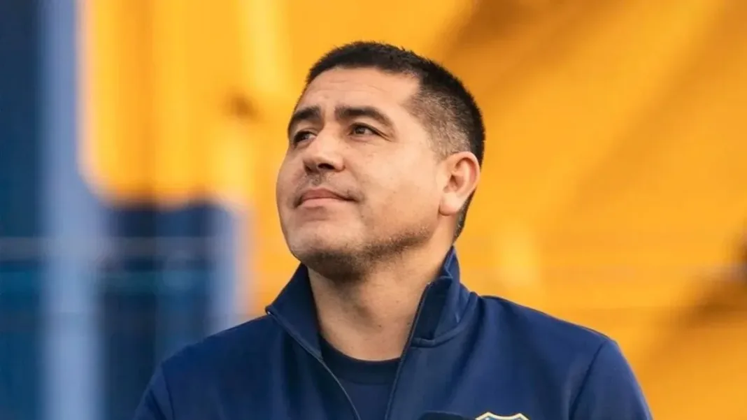 Las mujeres que conquistaron el corazón de Riquelme: un recorrido por su vida amorosa.
