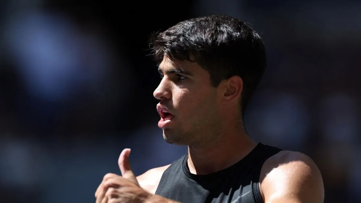 Carlos Alcaraz elogia a Ilia Topuria tras su derrota en el Torneo de Maestros. Carlos Alcaraz elogia a Ilia Topuria tras su derrota en el Torneo de Maestros.