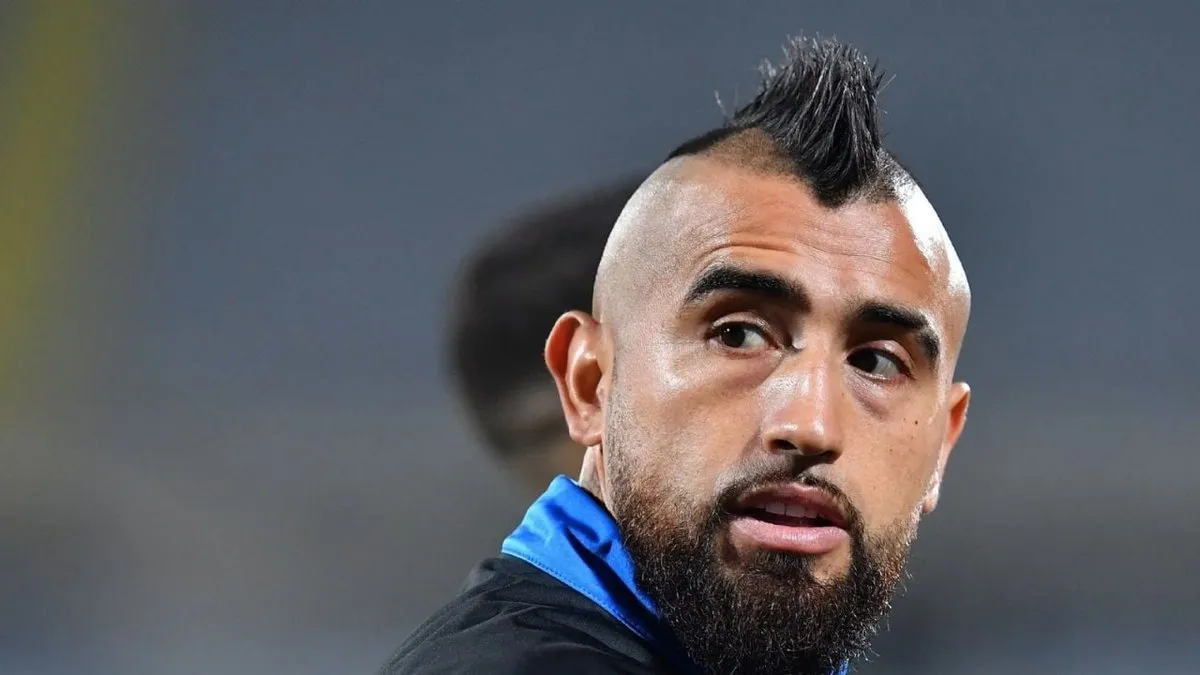 Arturo Vidal en el centro de la polémica tras su discusión con carabineros.