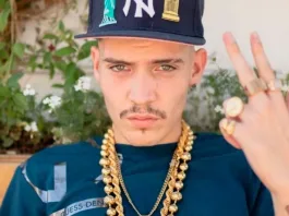 Marcianeke revela sus emociones más profundas en esta impactante portada.