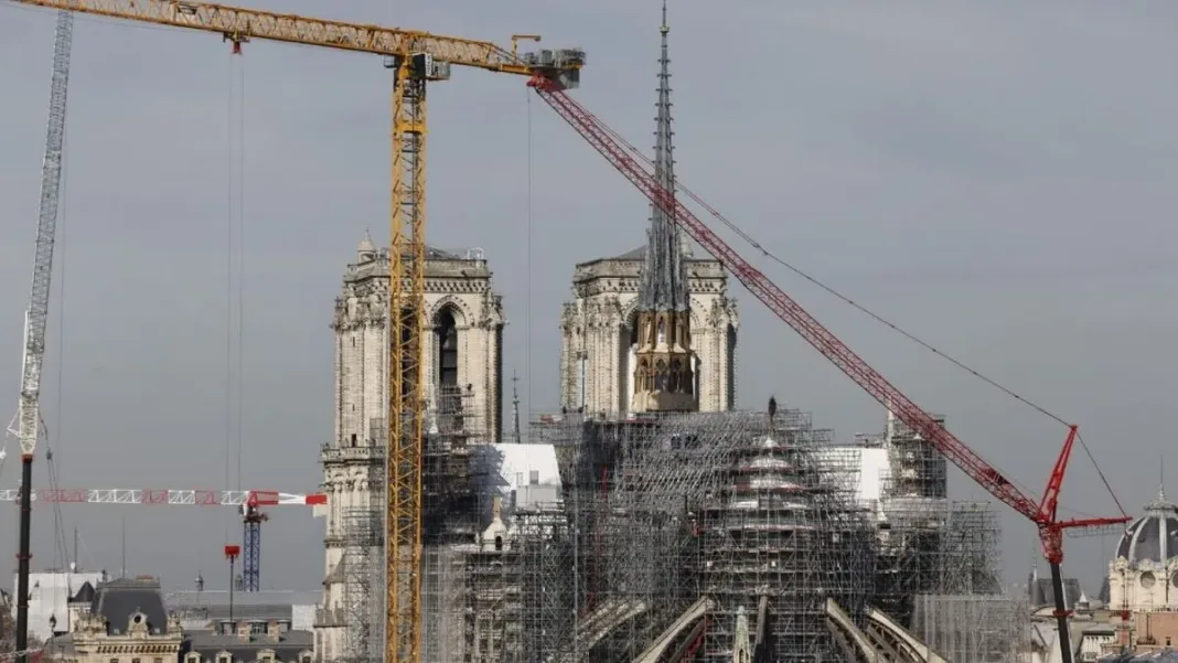 La Catedral de Notre Dame reabre tras cinco años de restauración y espera.