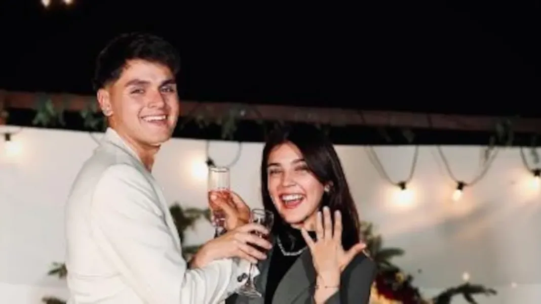 Tati Fernández brilla con su elegante argolla tras una emotiva propuesta de matrimonio.