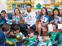 Teresa Paneque presenta "Abecedario Astronómico" en jardines infantiles del país.