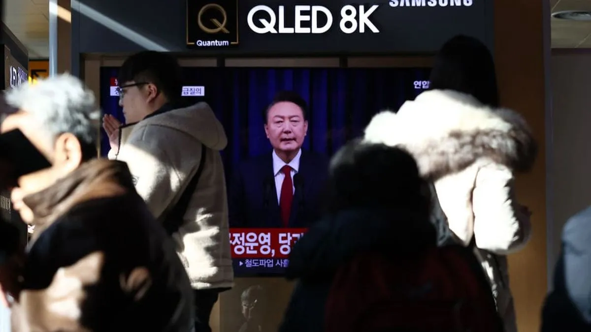 El presidente de Corea del Sur enfrenta prohibición de salida tras orden judicial.