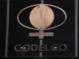 Diputados alertan sobre presiones de Codelco en investigación sobre SQM.