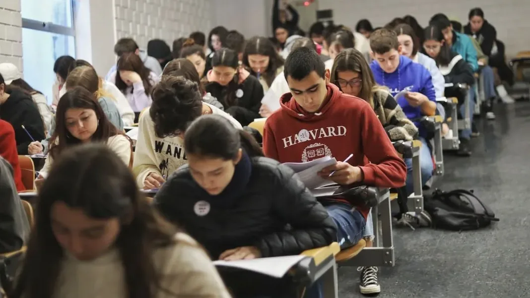 Conoce las 6 universidades chilenas sin acreditación para 2025.