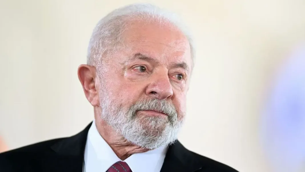 Lula enfrenta una cirugía de emergencia en Brasil por complicaciones de salud.