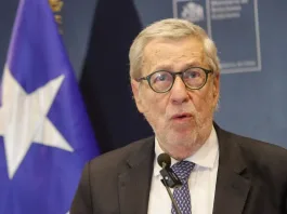 Chile reconoce error en sobrevuelo no autorizado de helicóptero sobre Argentina.