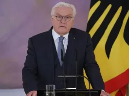 El presidente de Alemania disuelve el Parlamento y convoca elecciones anticipadas.