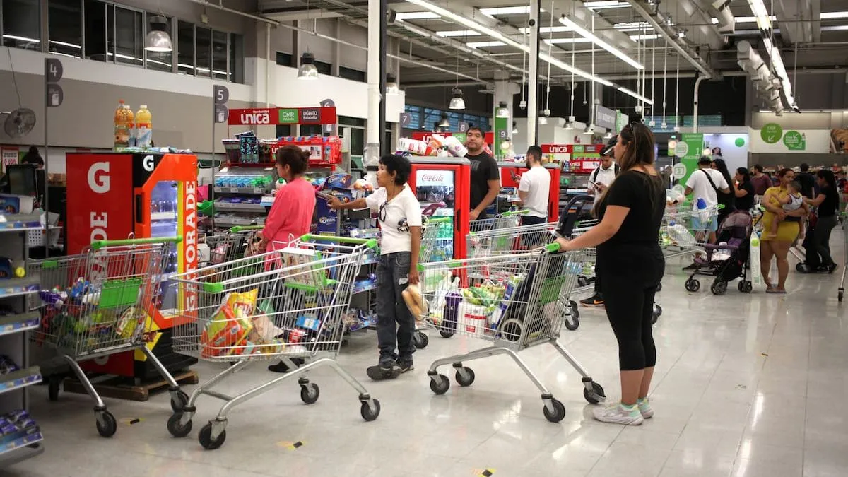 Supermercados en Chile: horarios de cierre para el Año Nuevo 2025. Supermercados en Chile: horarios de cierre para el Año Nuevo 2025.