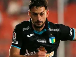 Facundo Castro regresa a Chile como nuevo refuerzo de Palestino tras su paso por Brasil.