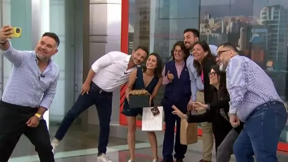 La periodista se despide de T13 con emoción: "Fui muy feliz". La periodista se despide de T13 con emoción: "Fui muy feliz".