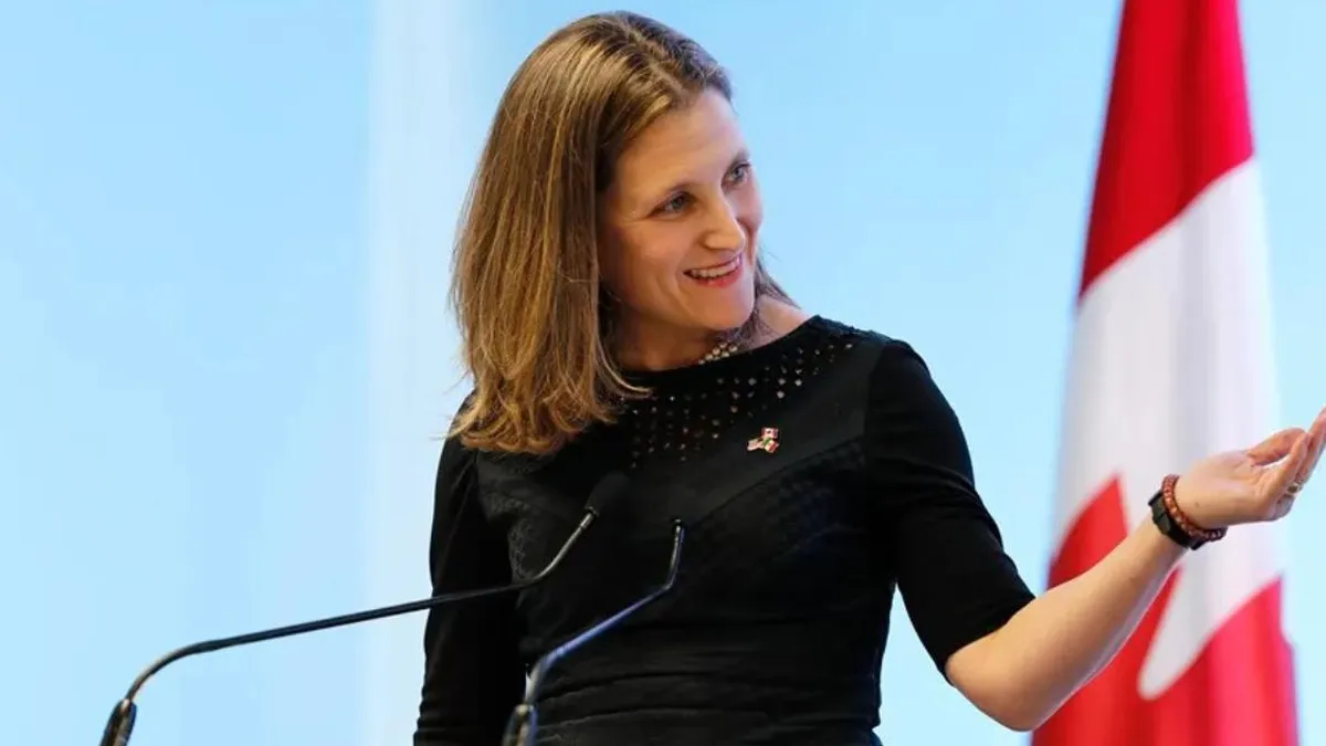 La renuncia de la ministra de Finanzas genera incertidumbre en el gobierno canadiense.