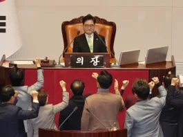 El Parlamento surcoreano destituye al presidente interino