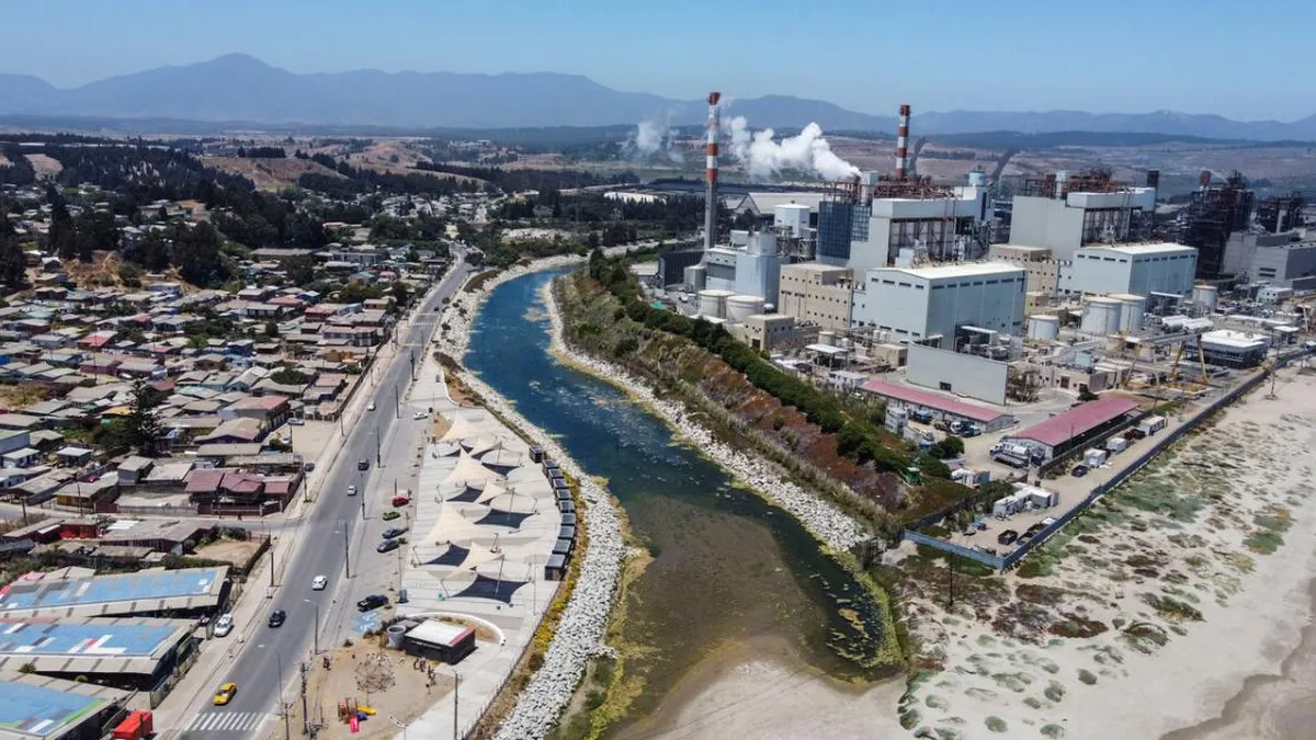 Protestas en Puchuncaví por arsénico en el proyecto inmobiliario en disputa. Protestas en Puchuncaví por arsénico en el proyecto inmobiliario en disputa.