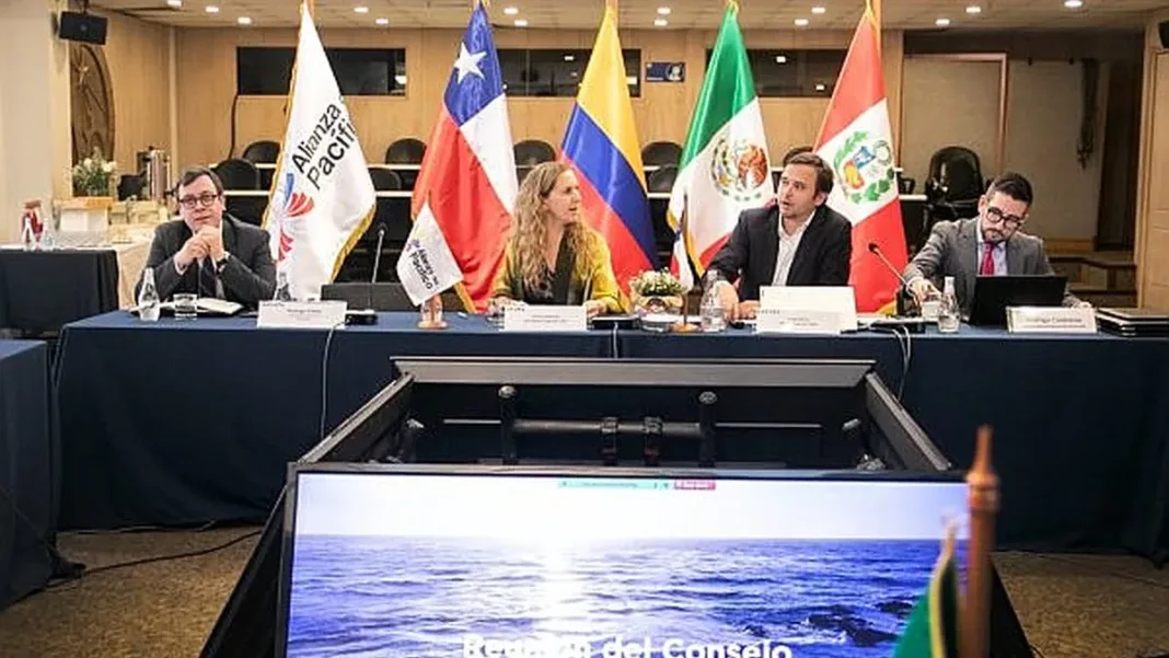 Desafíos compartidos: déficit de capital humano y modernización en la Alianza del Pacífico.