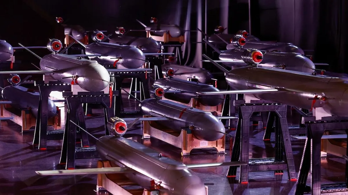 China limita el envío de drones esenciales para Ucrania en su conflicto con Rusia.