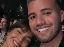 Ángela Leiva celebra Navidad con Chelo Weigandt y su familia: un regalo especial.