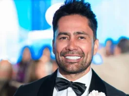 Luis Jiménez sorprende con un desnudo total y un comentario sobre Cote López.