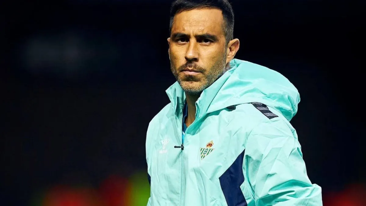 Claudio Bravo y su posible regreso a Colo Colo: ¿un quiebre en el camarín?