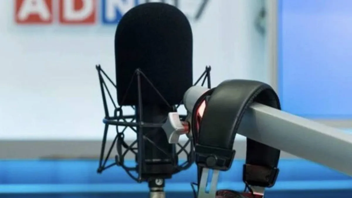 Despedida emotiva: Radio ADN dice adiós a una de sus voces más queridas.