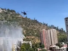 Bomberos sofocan incendio en Cerro San Cristóbal; ¿abrirá el Parque Metropolitano?