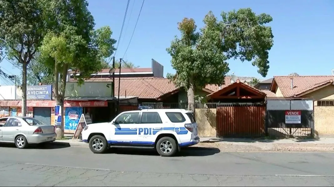 Familia china asaltada en Quilicura: pareja y sus hijos maniatados en su hogar.