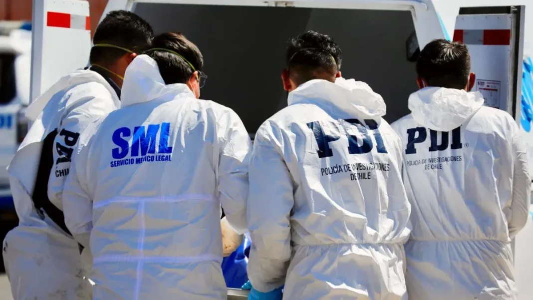 Homicidio en Chillán: Joven de 24 años apuñalado fatalmente por la espalda. Homicidio en Chillán: Joven de 24 años apuñalado fatalmente por la espalda.