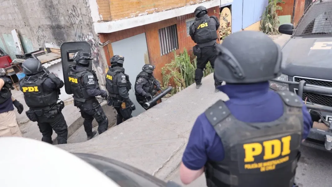 Gran operativo en Antofagasta: 24 detenidos