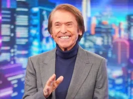 Raphael recibe el alta tras superar un diagnóstico de linfoma cerebral.