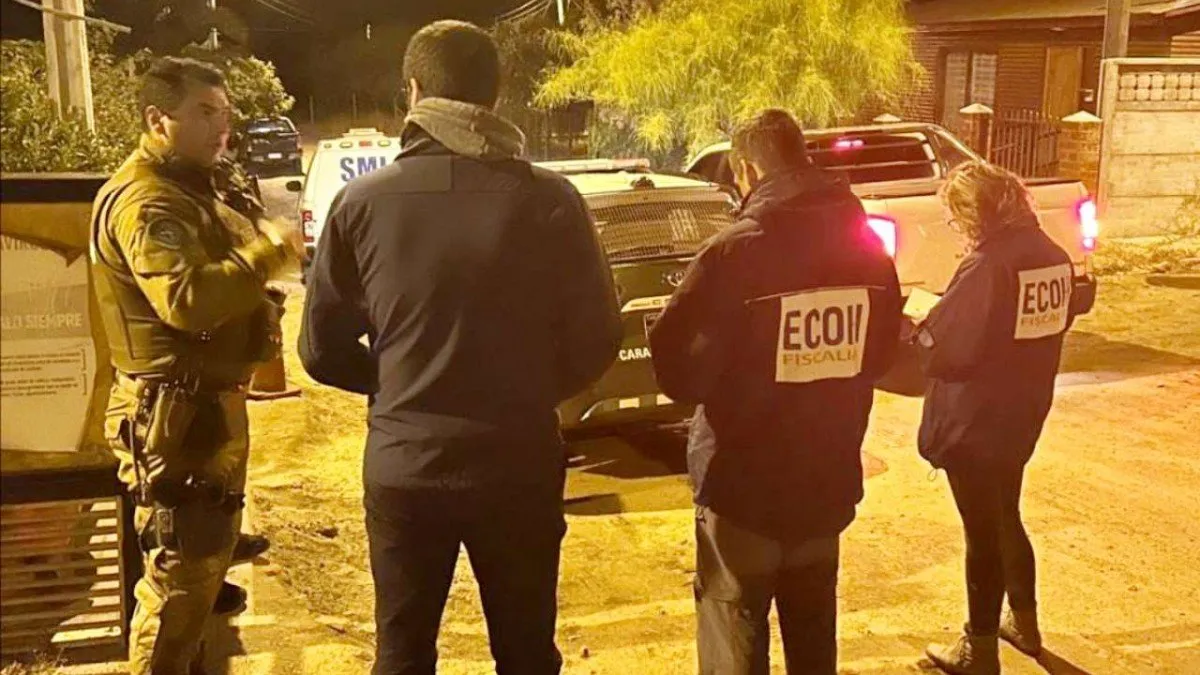 Un hijo acusado de parricidio en Los Vilos: ¿defensa o crimen? Detalles del caso.