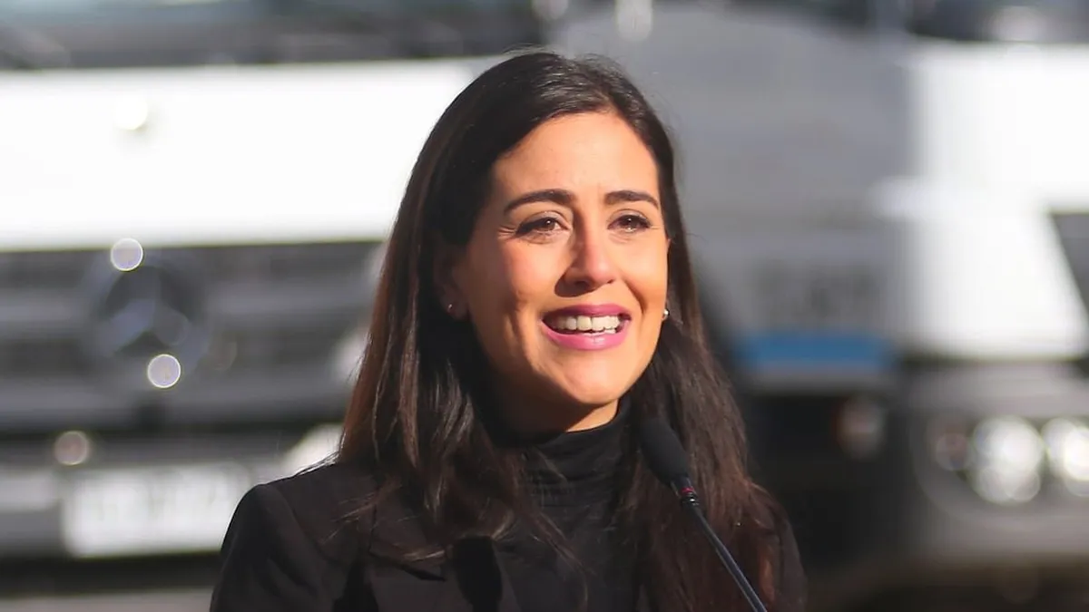 La alcaldesa Ripamonti responde a las críticas sobre Viña 2025 y su parrilla artística.