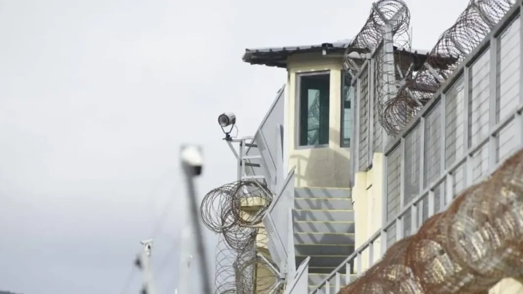 Gendarmería halla el cuerpo decapitado de un recluso en Concepción esta mañana. Gendarmería halla el cuerpo decapitado de un recluso en Concepción esta mañana.