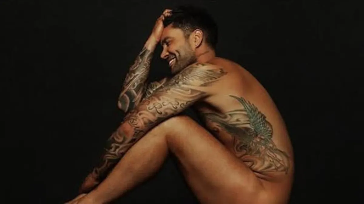 Luis Jiménez sorprende con su desnudo tras la separación de Coté López.