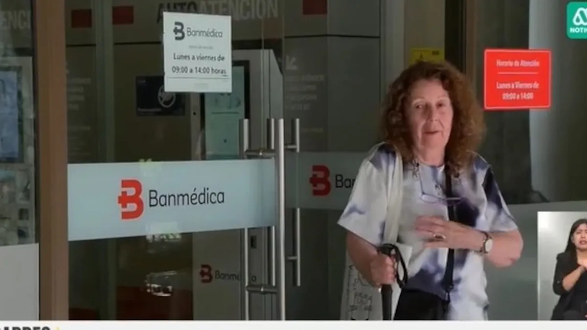 Encuesta revela descontento con plan de pago de Isapres por cobros excesivos.