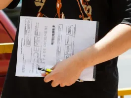 Estudiantes denuncian puntajes inflados de hasta 300 puntos en la PAES.