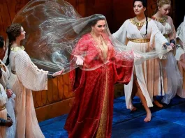 La nueva versión de "Aida" al estilo Broadway genera controversia en Nueva York.