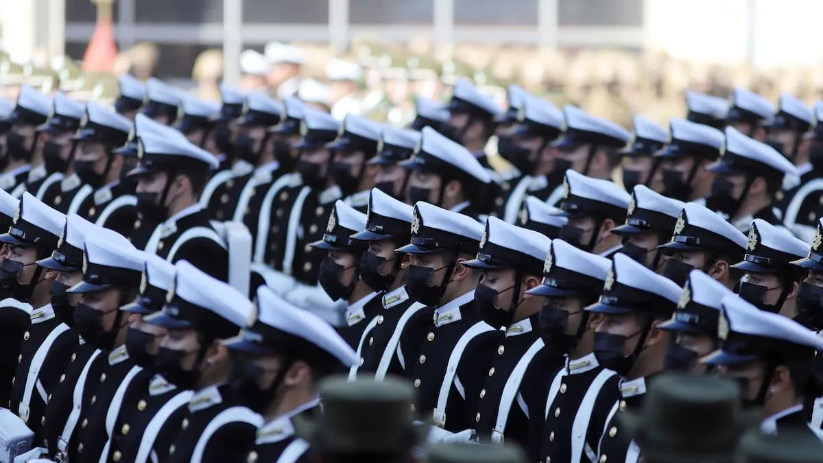 Funcionario de la Armada fallece tras ser herido de bala en la cabeza.