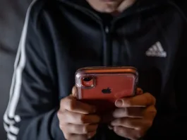 El Ministerio de Ciencias busca regular la tecnología para proteger a nuestras infancias.