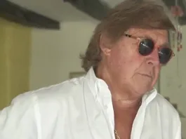 Emeterio Ureta revela su lucha contra un complejo con un procedimiento estético.