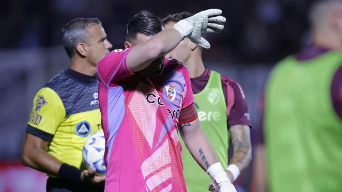 Marcelo Gallardo respalda a Franco Armani tras el gol inesperado en River. Marcelo Gallardo respalda a Franco Armani tras el gol inesperado en River.