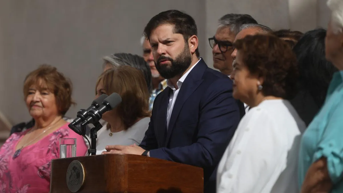 Boric defiende reforma de pensiones citando a Frei Montalva: "No se humilla quien acuerda". Boric defiende reforma de pensiones citando a Frei Montalva: "No se humilla quien acuerda".