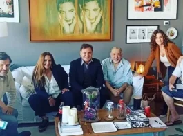 El actor chileno regresa a los escenarios tras un año de lucha y recuperación.