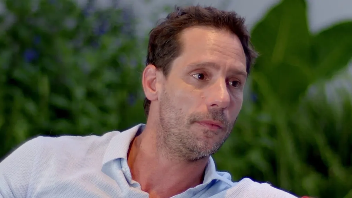 Gonzalo Valenzuela muestra el emotivo regalo de cumpleaños de su hijo: "¿Qué más?"