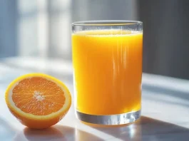 Descubre cómo el jugo de naranja diario impacta la salud renal.